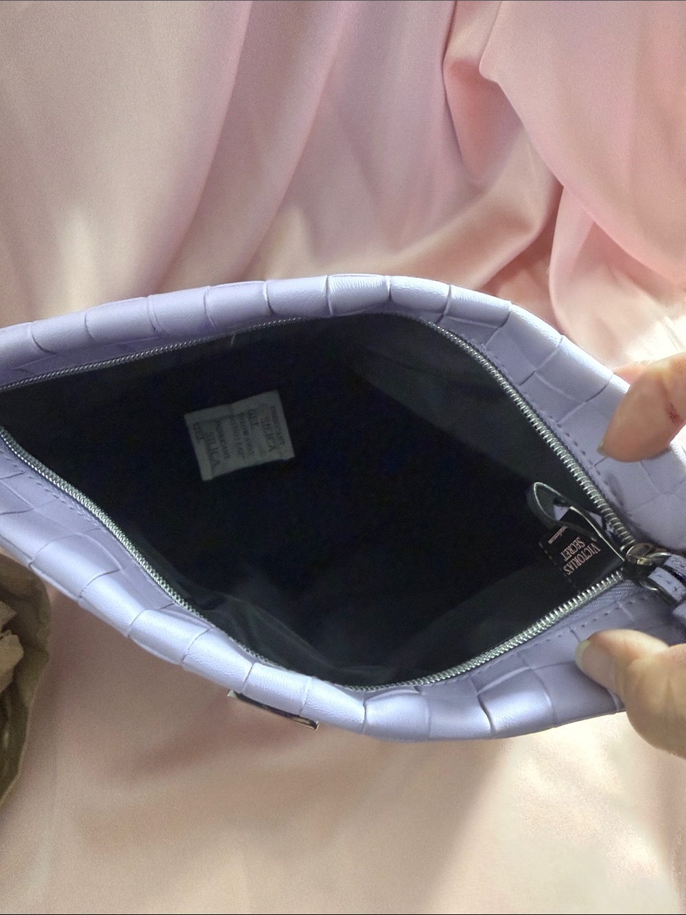 Victoria's Secret Lavender Woven Cosmetic Bag - Picture 3 of 6